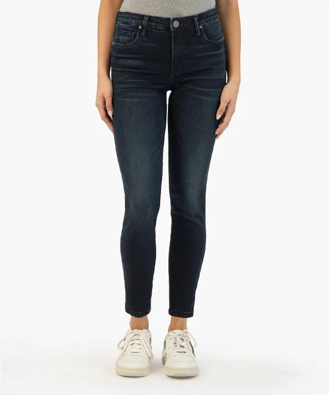 ladies' light-wash denim jeans -Donna High Rise Fab Ab-Ankle Skinny Jean In Persistence Wash