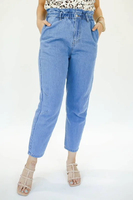 women's eco-friendly denim jeans -The Dani Elastic Waist Jeans In Medium Wash