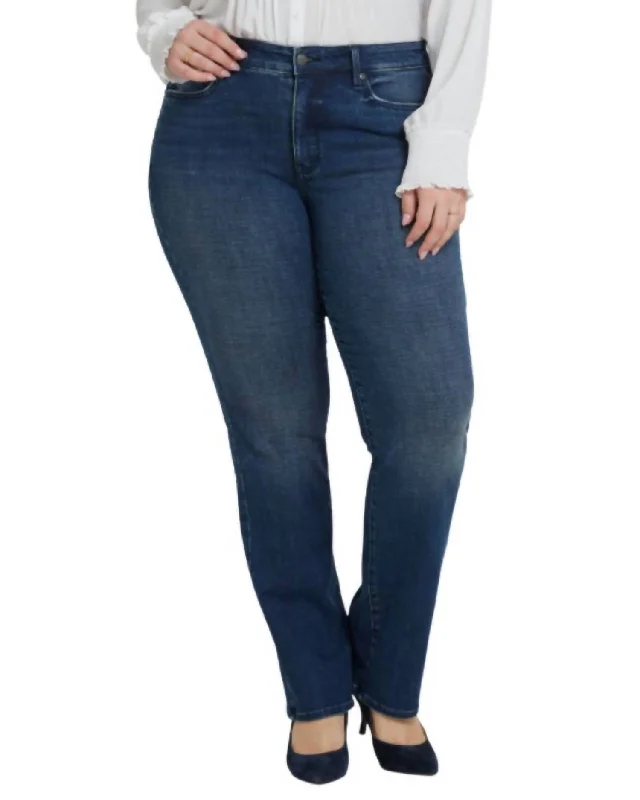 women's slim bootcut jeans -Marilyn Straight Jeans In Hera