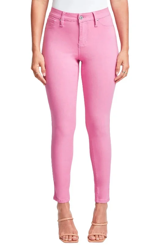 ladies' ripped boyfriend-style jeans -Hyperstretch Skinny Jean In Flamingo Pink