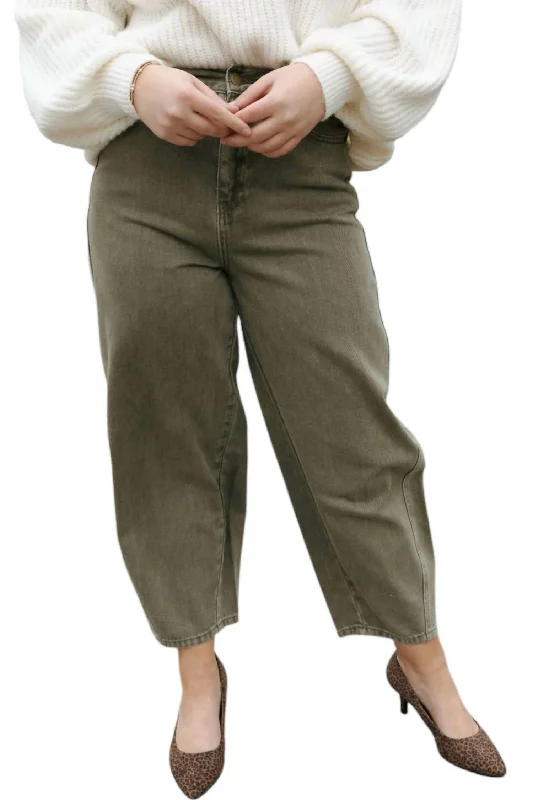 women's chic raw-hem jeans -Washed Barrel Pants In Olive