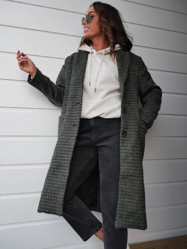 stylish fleece-lined coat for women -Foxwood Clementine Coat Green Black