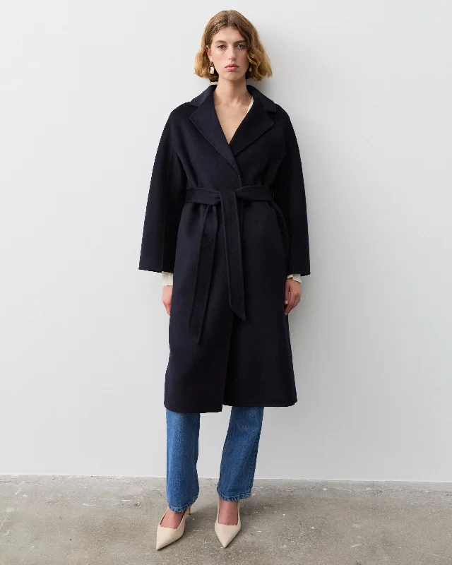 women's reversible coat -THE CURATED CLASSIC COAT - NAVY